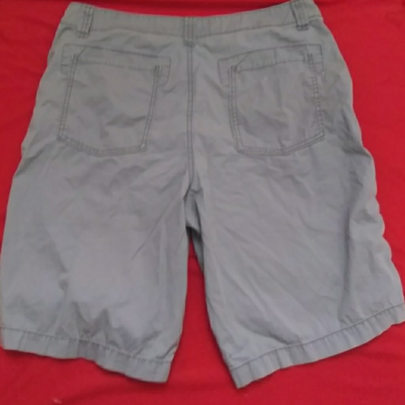 Old navy cargo gray shorts - Picture 2 of 5